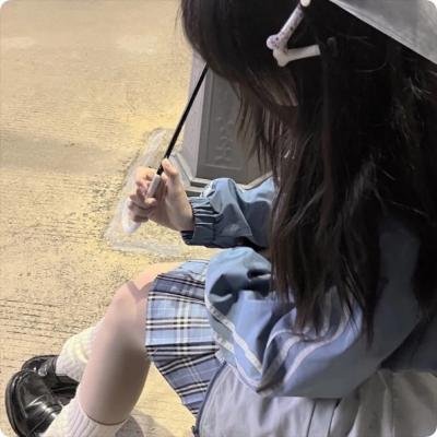 村主任和他的女友